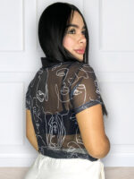 Blusa de malla estampada