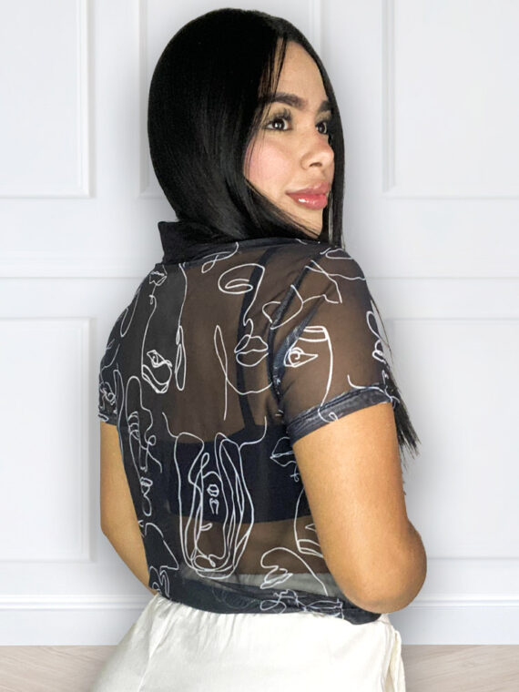 Blusa de malla estampada