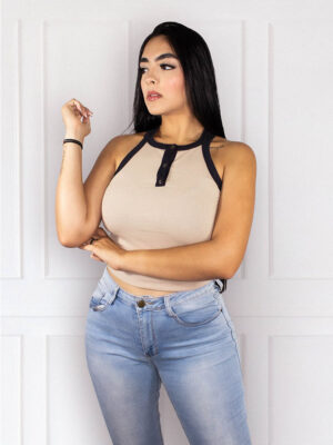 Blusa Estilo Crop Top Con Botones