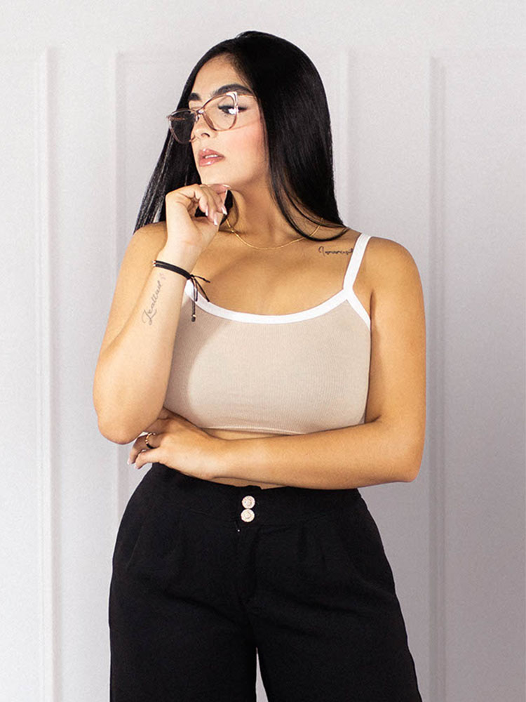 Blusa Estilo Crop Top Silueta Corta